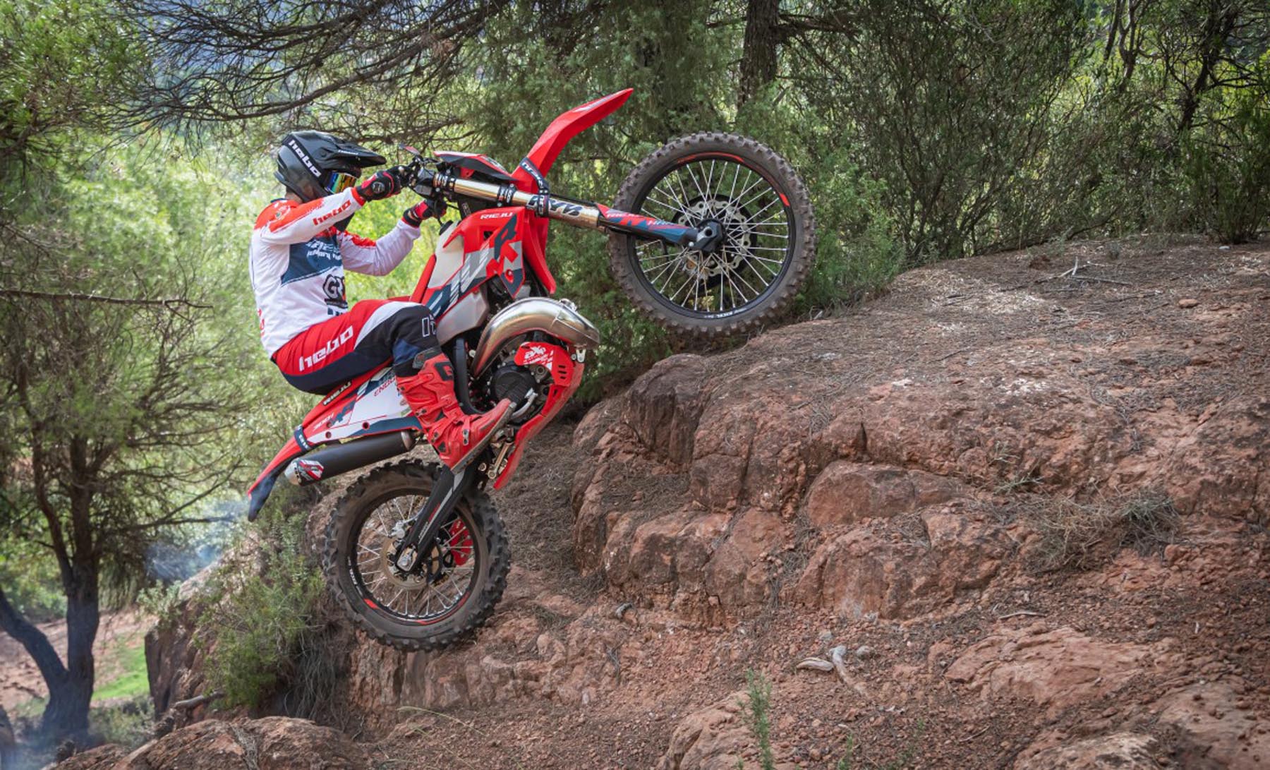 RIEJU_MR300i_HARD_ENDURO_2027__03.jpg